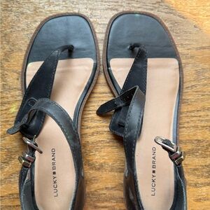 Lucky Brand Black and Tan Sandals for Women